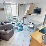 Agreable Mezzanine Proche Plages Et Centre - Fr-1-196-372 شقة