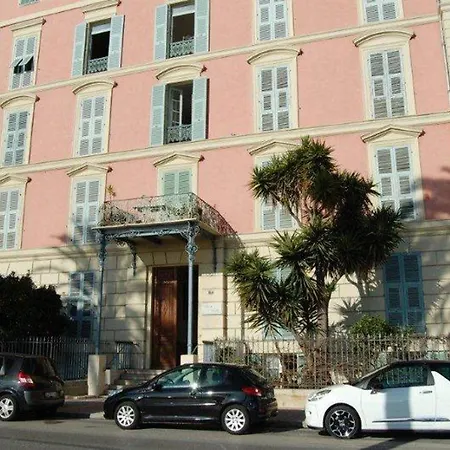 Agreable Mezzanine Proche Plages Et Centre - Fr-1-196-372 Menton