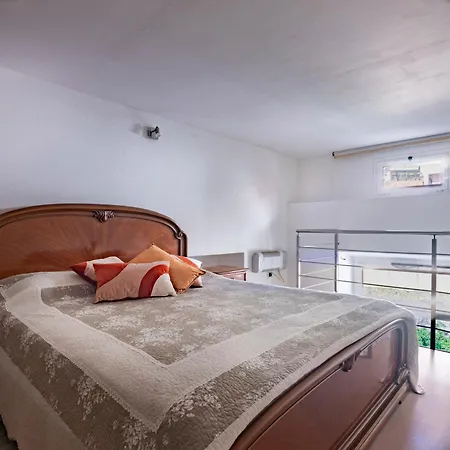 Agreable Mezzanine Proche Plages Et Centre - Fr-1-196-372 Apartamento