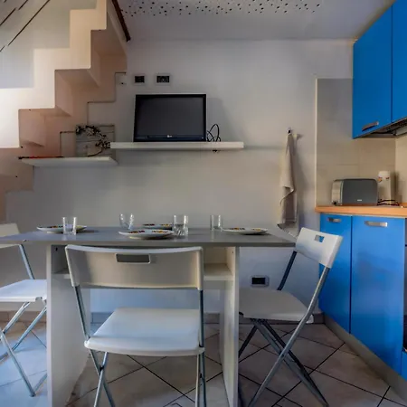 Agreable Mezzanine Proche Plages Et Centre - Fr-1-196-372 Apartamento *