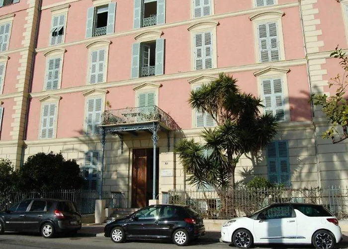 Mezzanine Proche Plages Et Centre - Fr-1-196-372 Menton