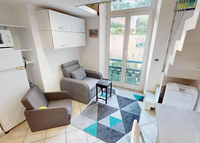 Mezzanine Proche Plages Et Centre - Fr-1-196-372 Menton